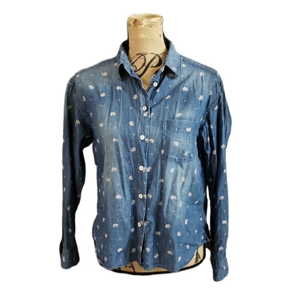 3 for $25 UNIQLO Button Down Front - Picture 13 of 13